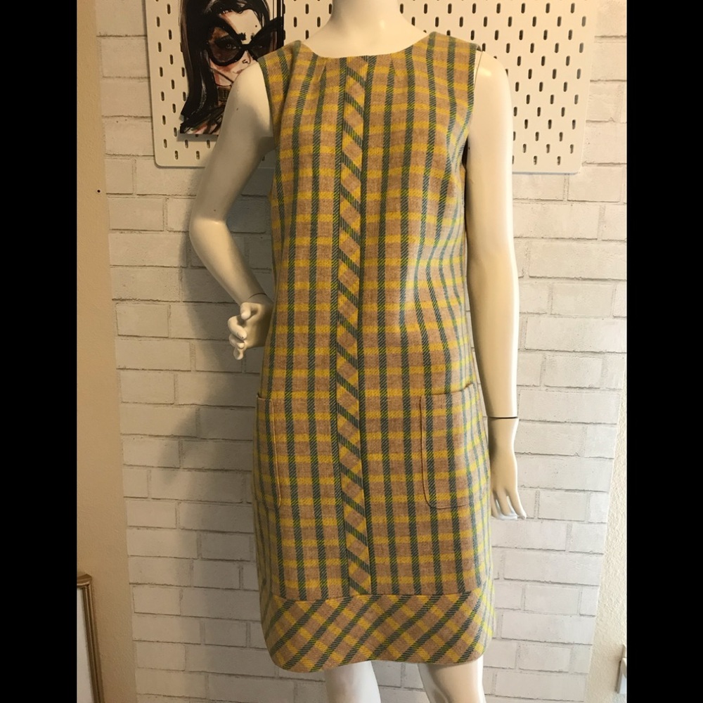Boden 100% British wool shift dress